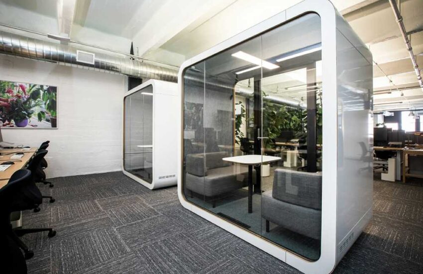 Modular Office Booths in Modern Workspaces